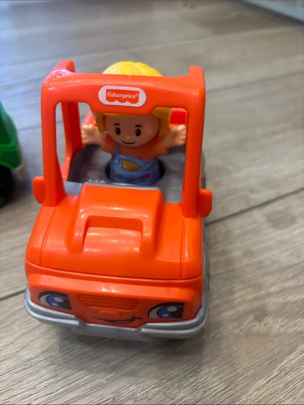 4 Fisher Price Little People vehicles and people